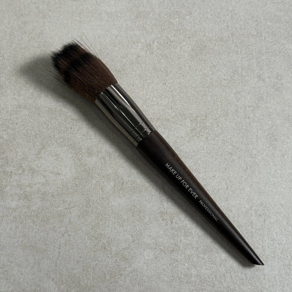 Make Up For Ever 122 Blending Brush